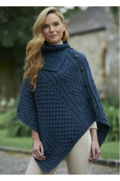 Poncho femme tricoté bleu